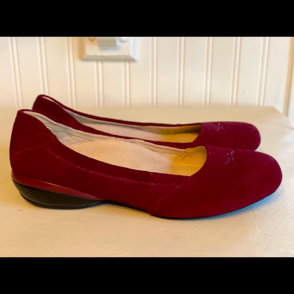 Kuru Suede Vienna Flat Burgundy